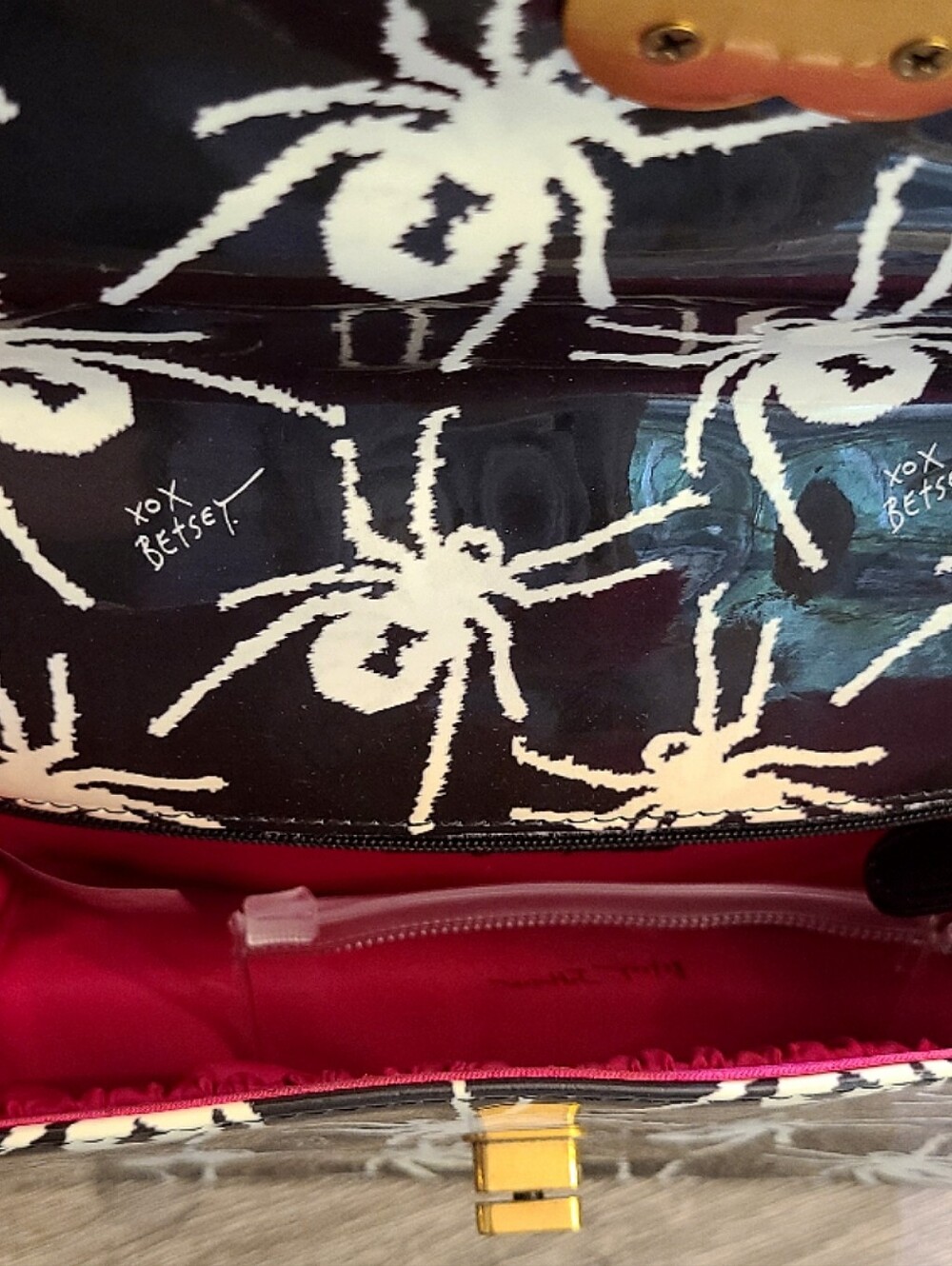 🆕️ Betsey Johnson 80th Birthday Patent Kitsch Phone Bag Satchel Tote Crossbody - Picture 9 of 16